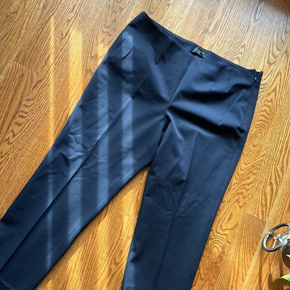 Navy blue Talbots ponte pant side zip and back pockets 14 petit - Picture 2 of 7